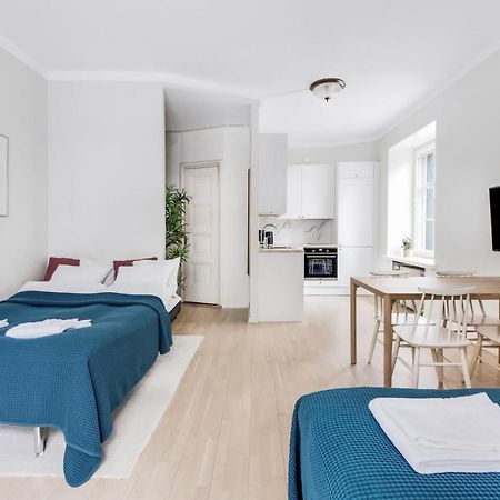 Wehost Modern Scandinavian Studio In Trendy Kallio Helsinki Extérieur photo