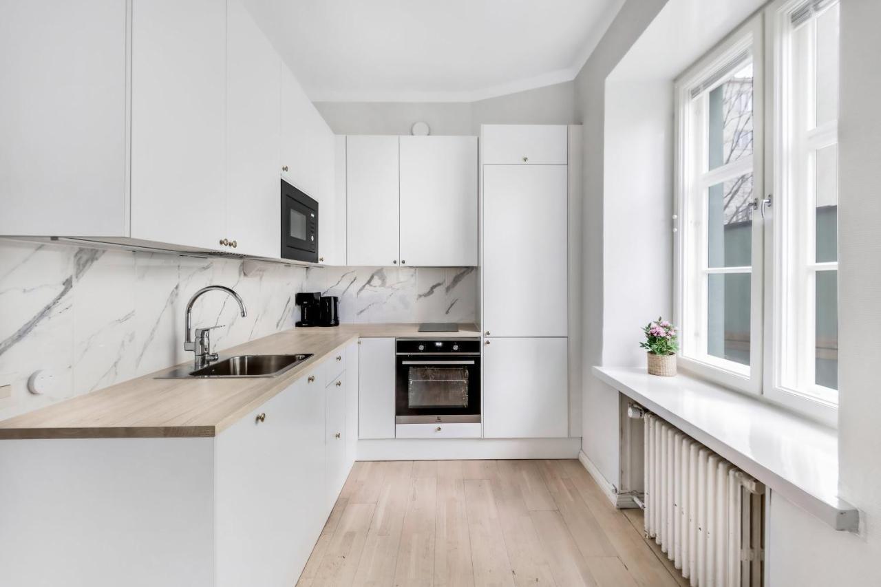 Wehost Modern Scandinavian Studio In Trendy Kallio Helsinki Extérieur photo