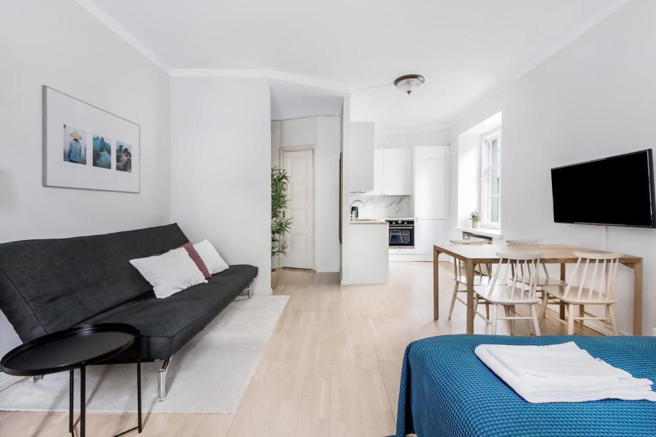 Wehost Modern Scandinavian Studio In Trendy Kallio Helsinki Extérieur photo