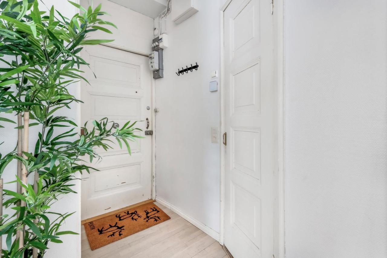 Wehost Modern Scandinavian Studio In Trendy Kallio Helsinki Extérieur photo
