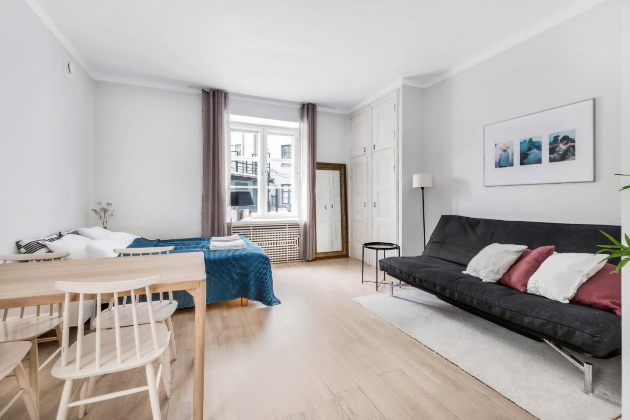Wehost Modern Scandinavian Studio In Trendy Kallio Helsinki Extérieur photo
